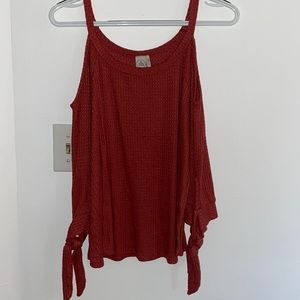 Paper crane cold shoulder top size L